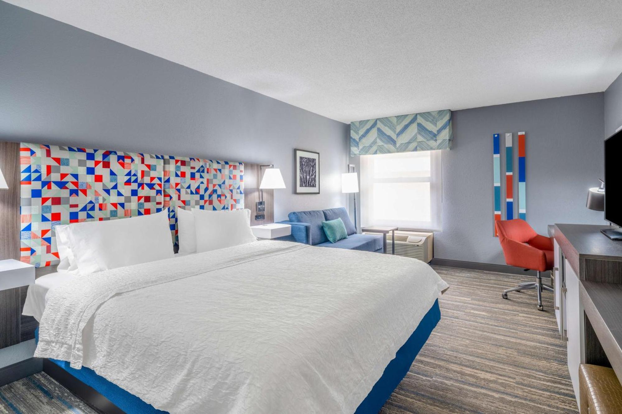 Hampton Inn Сэнфорд Экстерьер фото