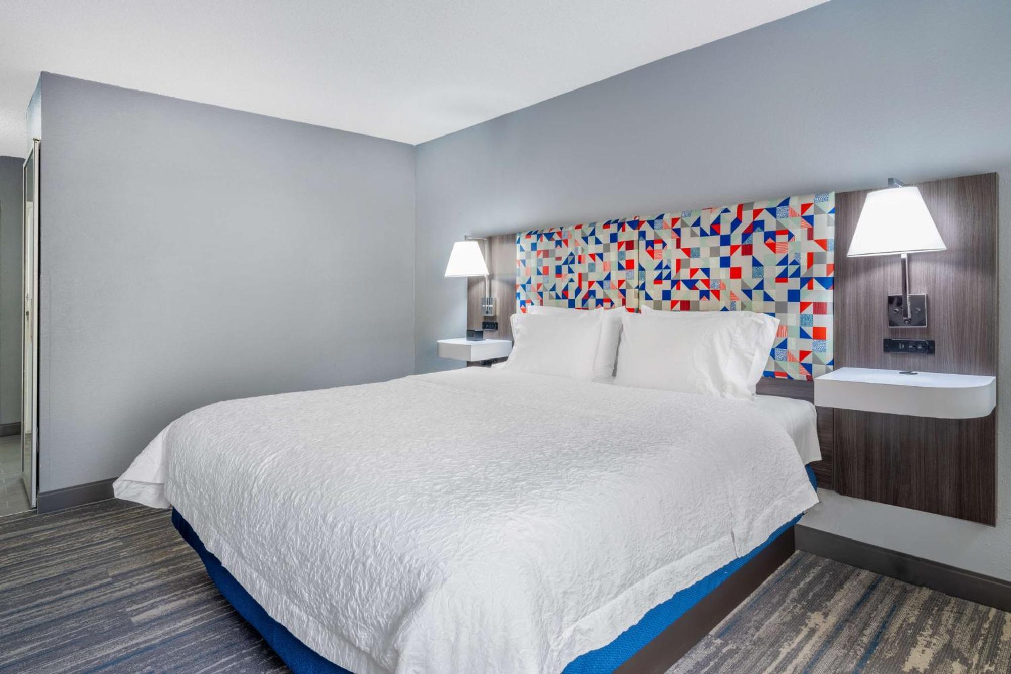 Hampton Inn Сэнфорд Экстерьер фото