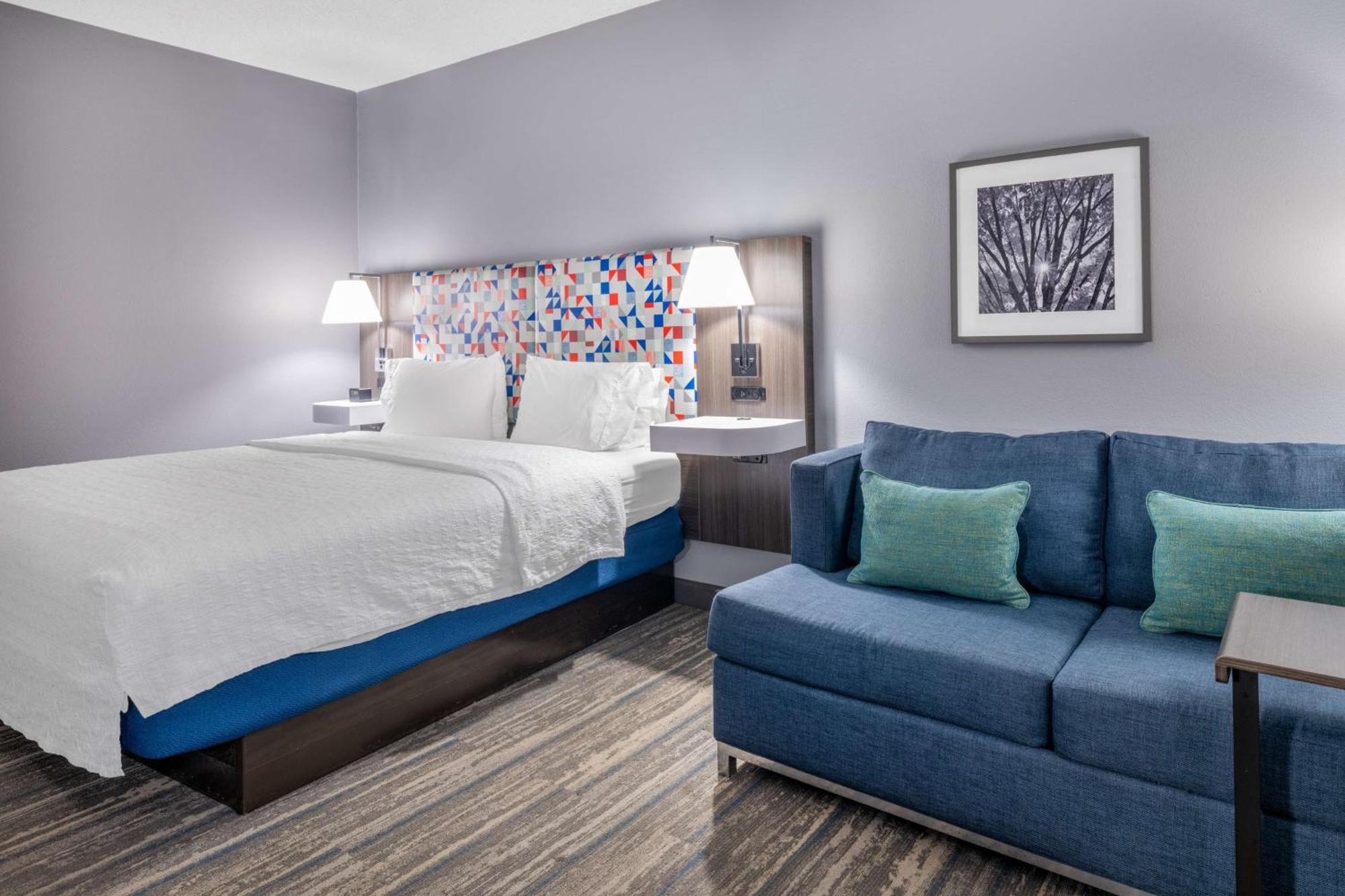 Hampton Inn Сэнфорд Экстерьер фото